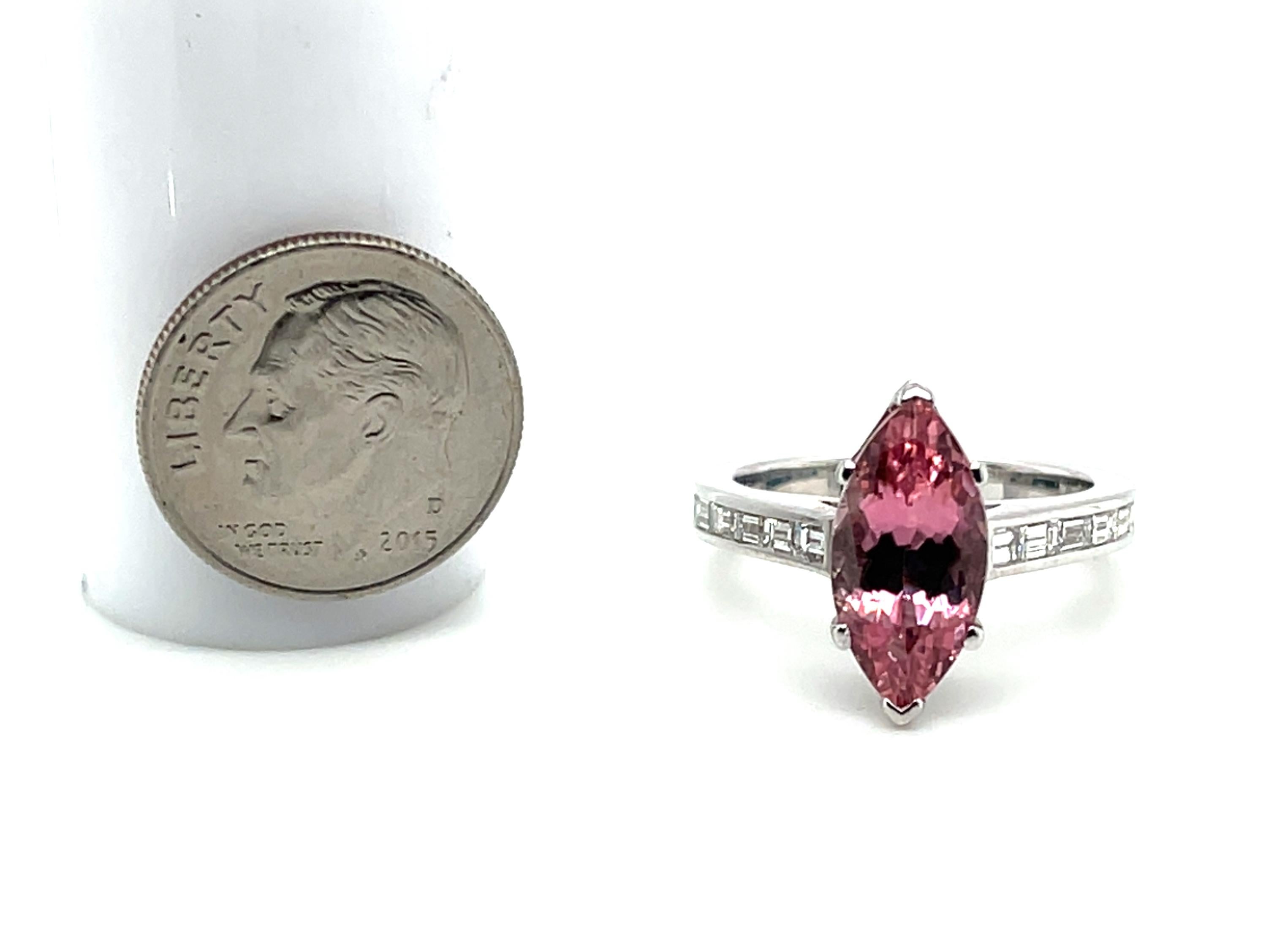Anello con tormalina rosa marquise e diamanti da 3,16 carati in oro bianco 18 carati In condizioni Nuovo in vendita a Los Angeles, CA