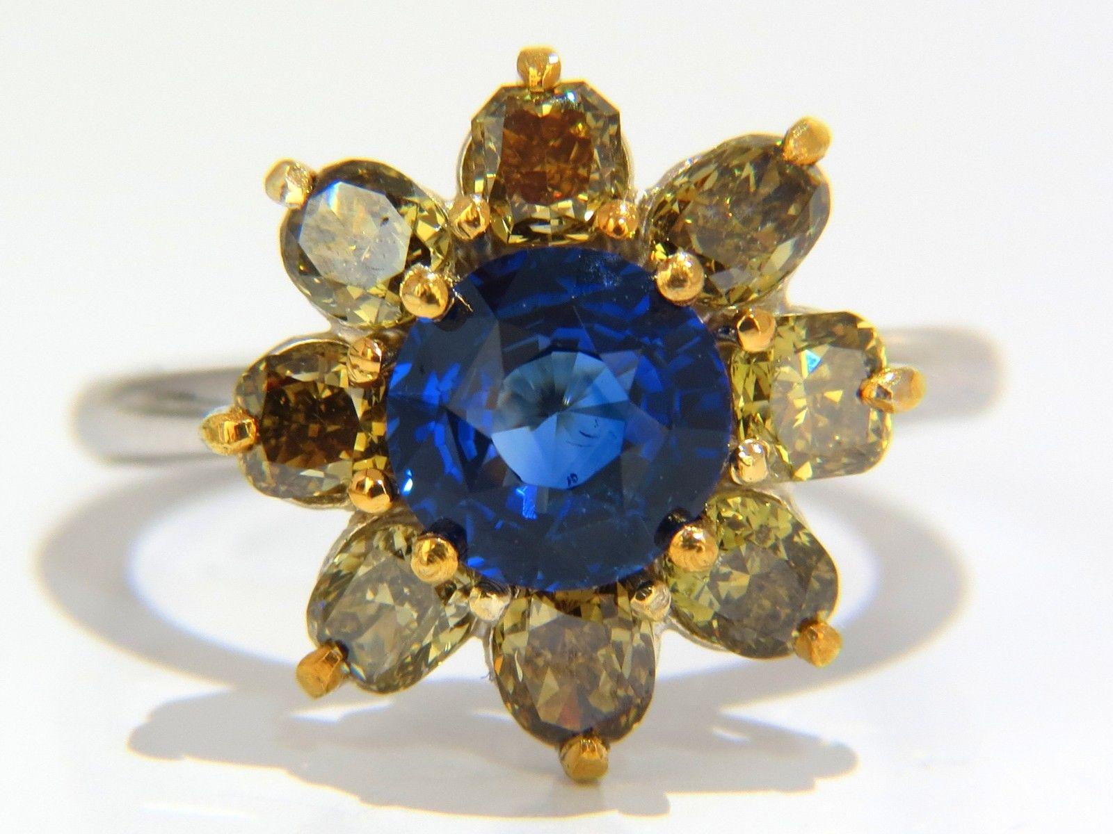3.16 Carat Natural Royal Blue Round Sapphire Fancy Color Diamonds Cluster Ring For Sale 2