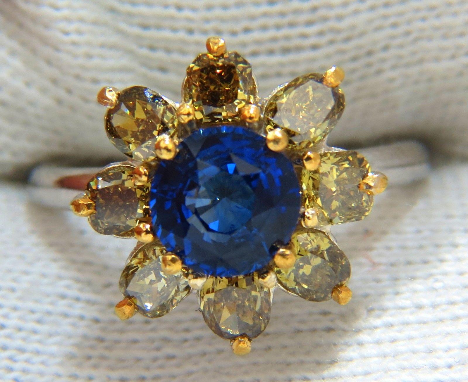 3.16 Carat Natural Royal Blue Round Sapphire Fancy Color Diamonds Cluster Ring For Sale 3