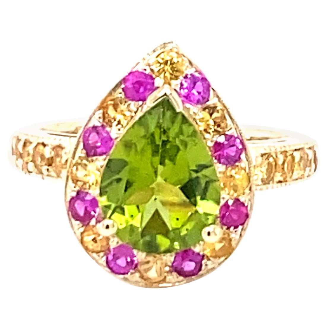 3.16 Carat Peridot Sapphire Yellow Gold Engagement Ring For Sale