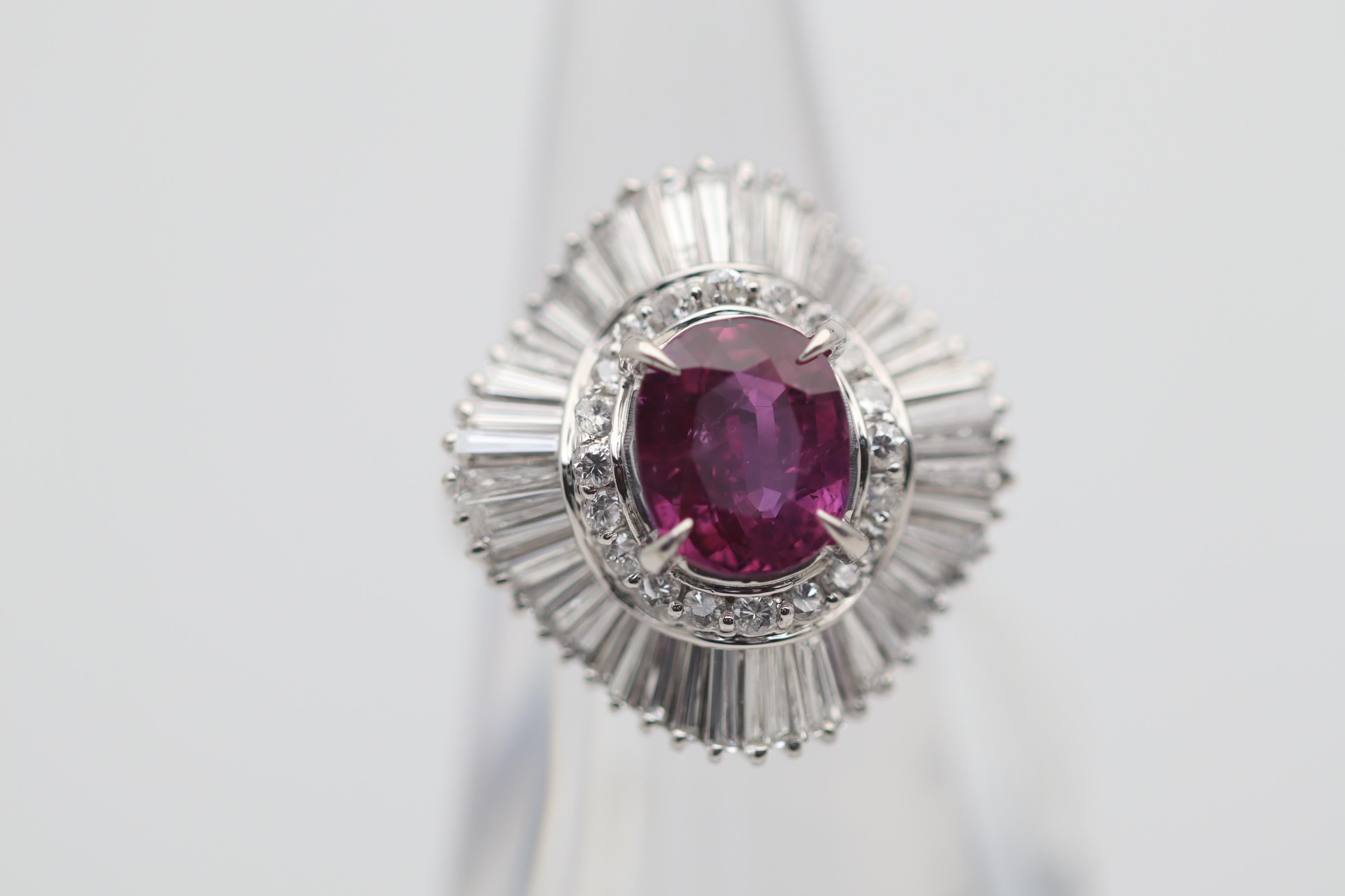 3.16 Carat Ruby Diamond Platinum Ballerina Ring In New Condition For Sale In Beverly Hills, CA
