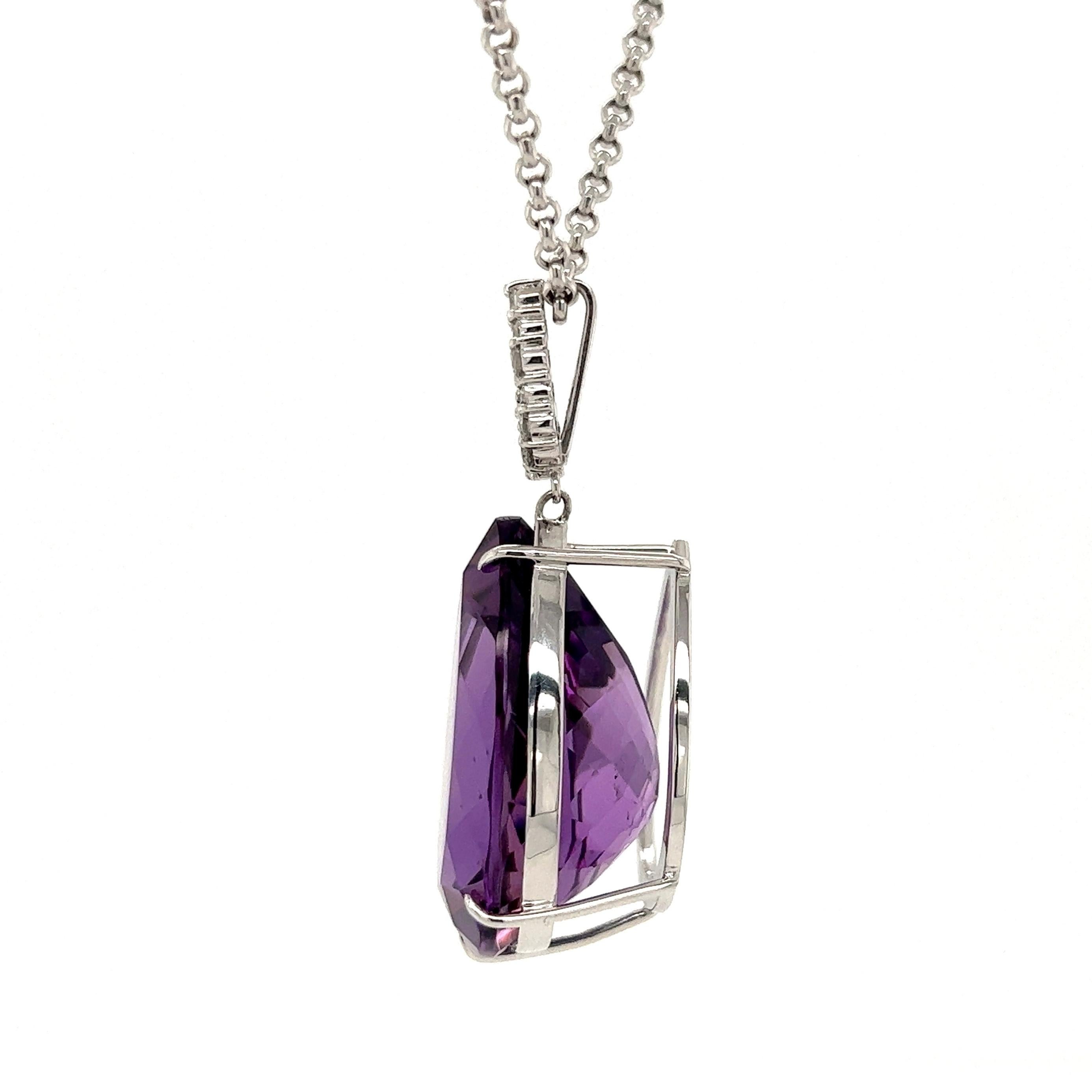 31.63 Carat Amethyst and Diamond Gold Pendant Necklace For Sale 1