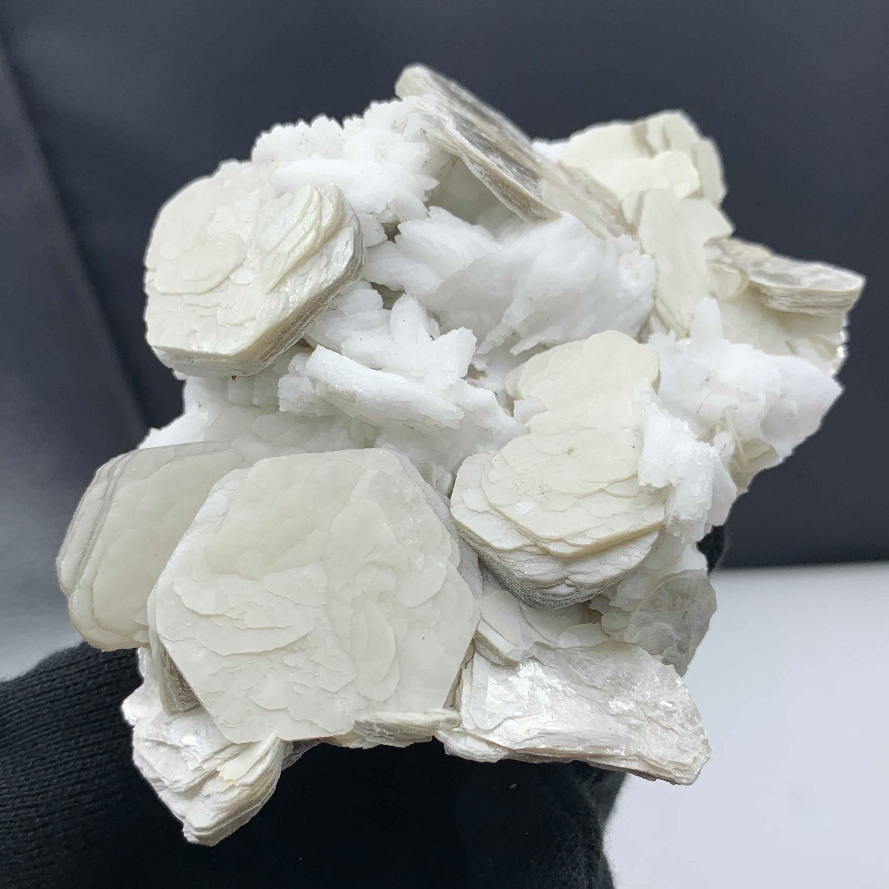 316.67 Gram Pretty Muscovite Attached With Feldspar Specimen From Pakistan For Sale 2
