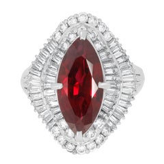 Bague en platine avec rubis thaïlandais rouge cramoisi de 3,16 carats certifié par le GIA et diamants de 1,23 carat