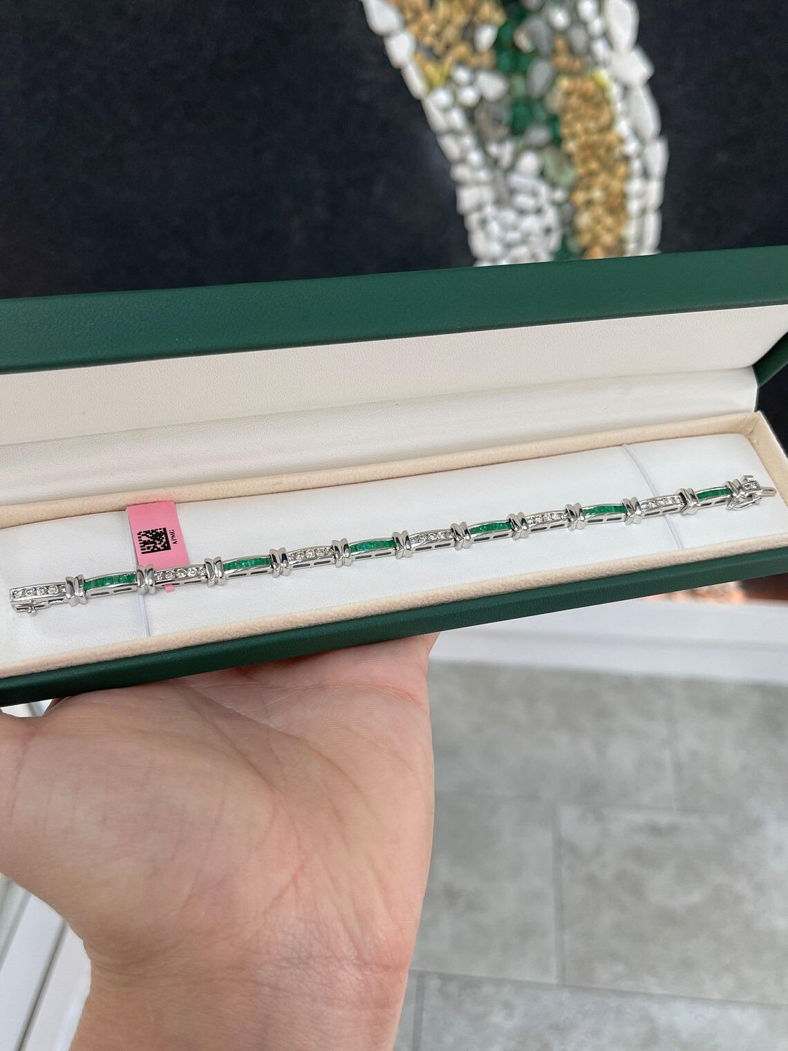3.16tcw 14K Medium Dark Emerald Cut Emerald & Round Cut Diamond Gold Bracelet In New Condition For Sale In Jupiter, FL