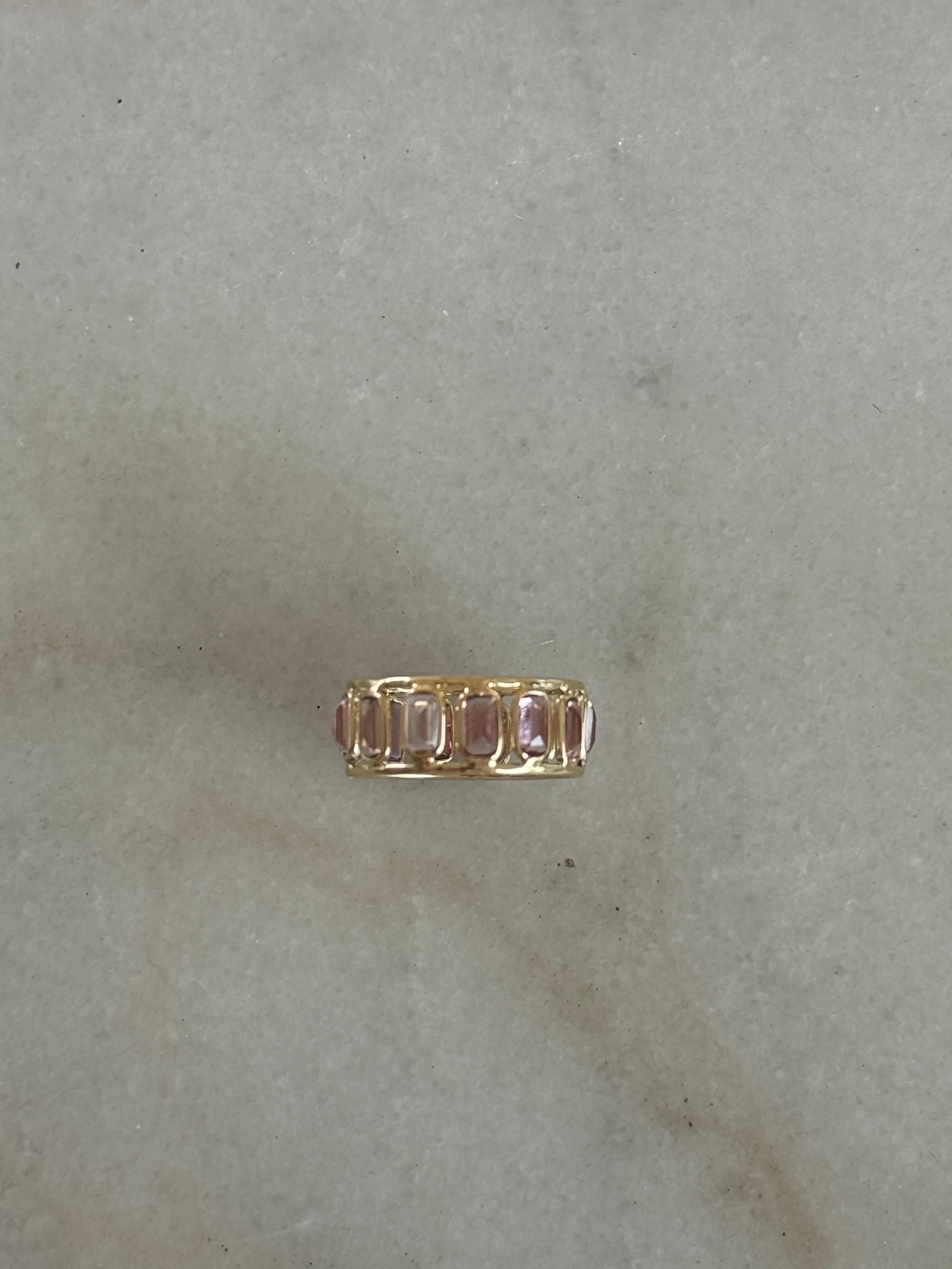 3.17 Carat Pink Tourmaline 14K Yellow Gold Eternity Band In New Condition For Sale In New York, NY
