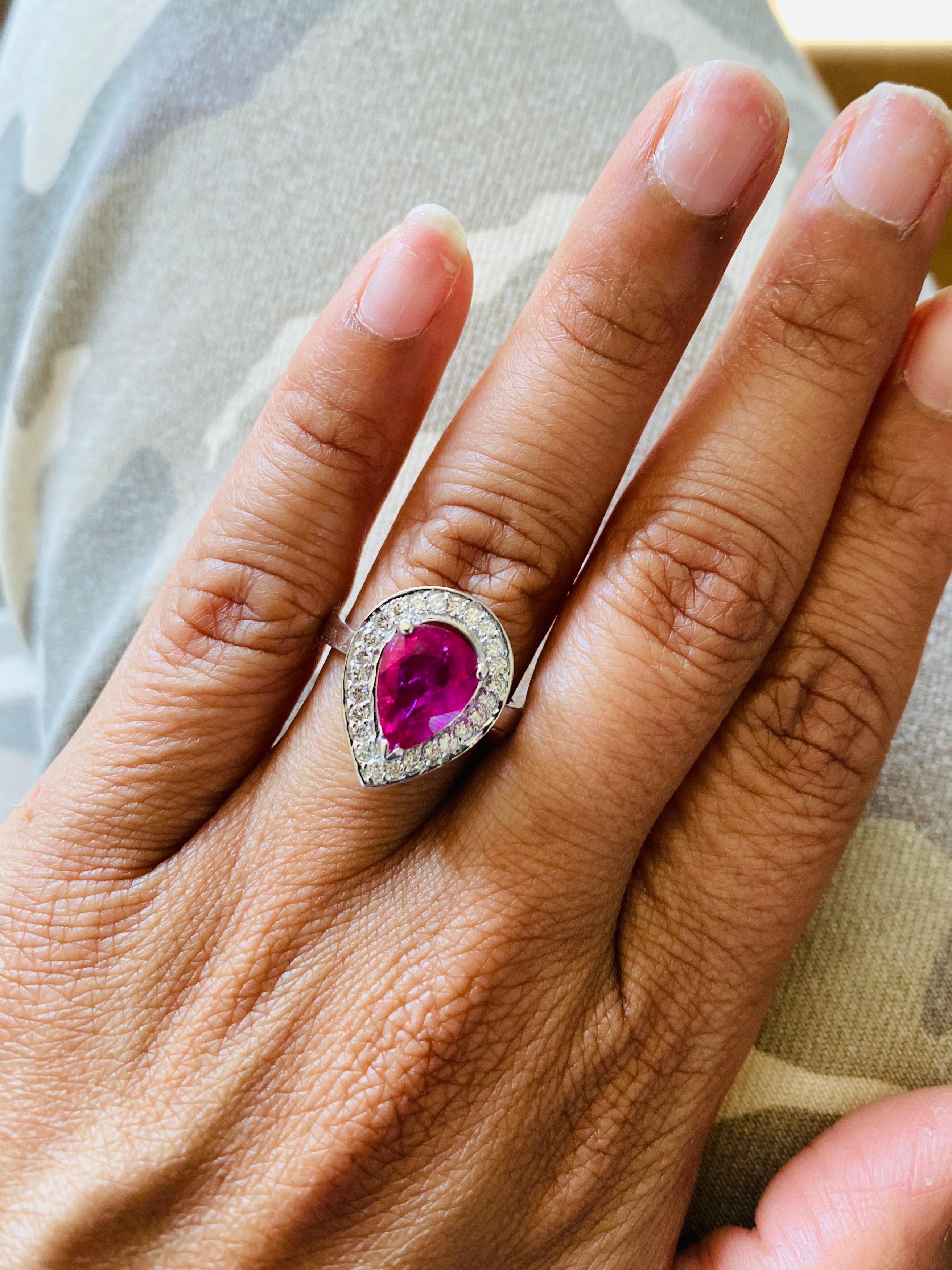 Women's 3.17 Carat Ruby Diamond 18 Karat White Gold Engagement Ring For Sale
