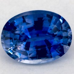 3.17 carati di zaffiro blu ovale sfuso