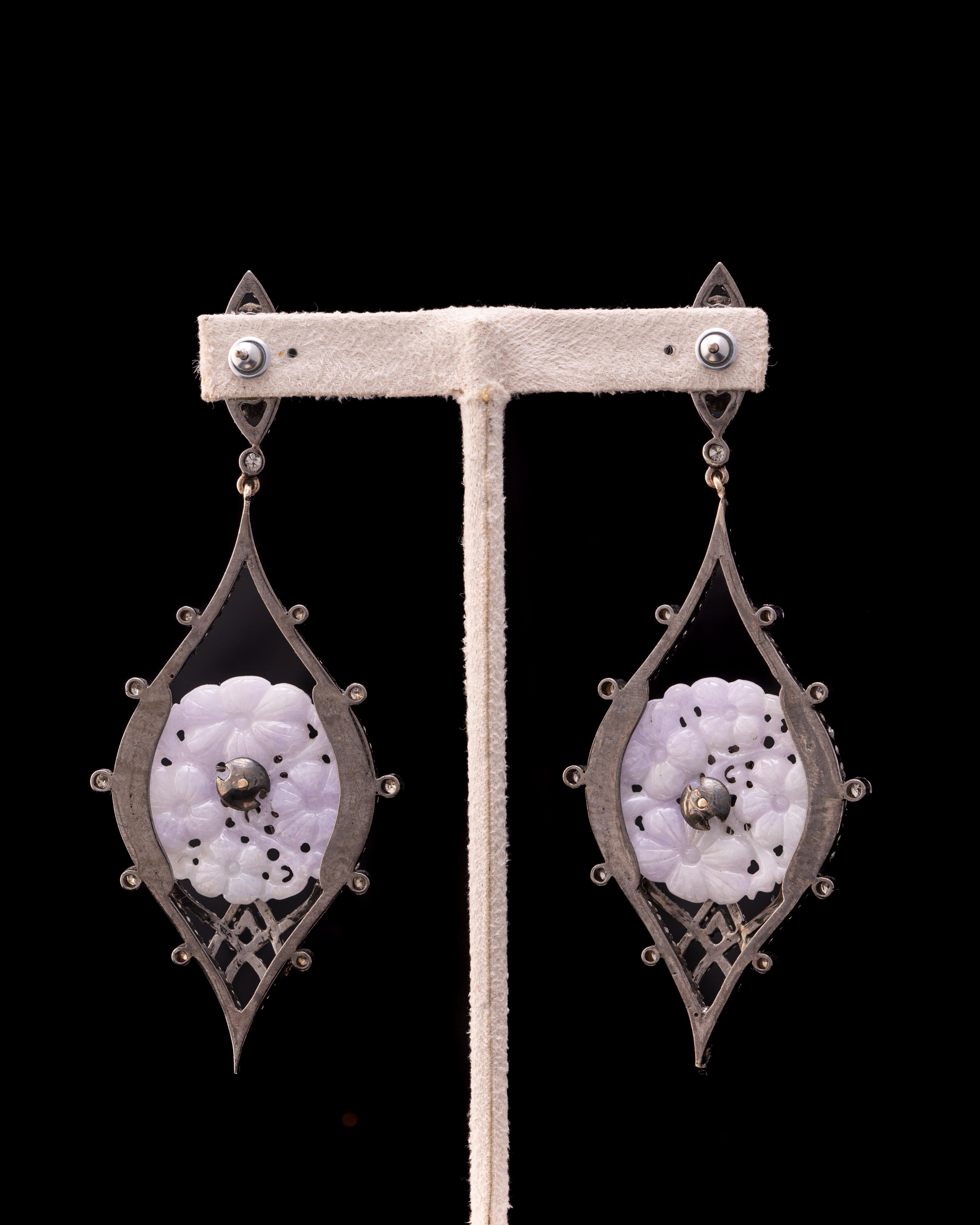 Mixed Cut 31.71 Carat Carved Lavender Jade and Diamond Dangle Earrings For Sale