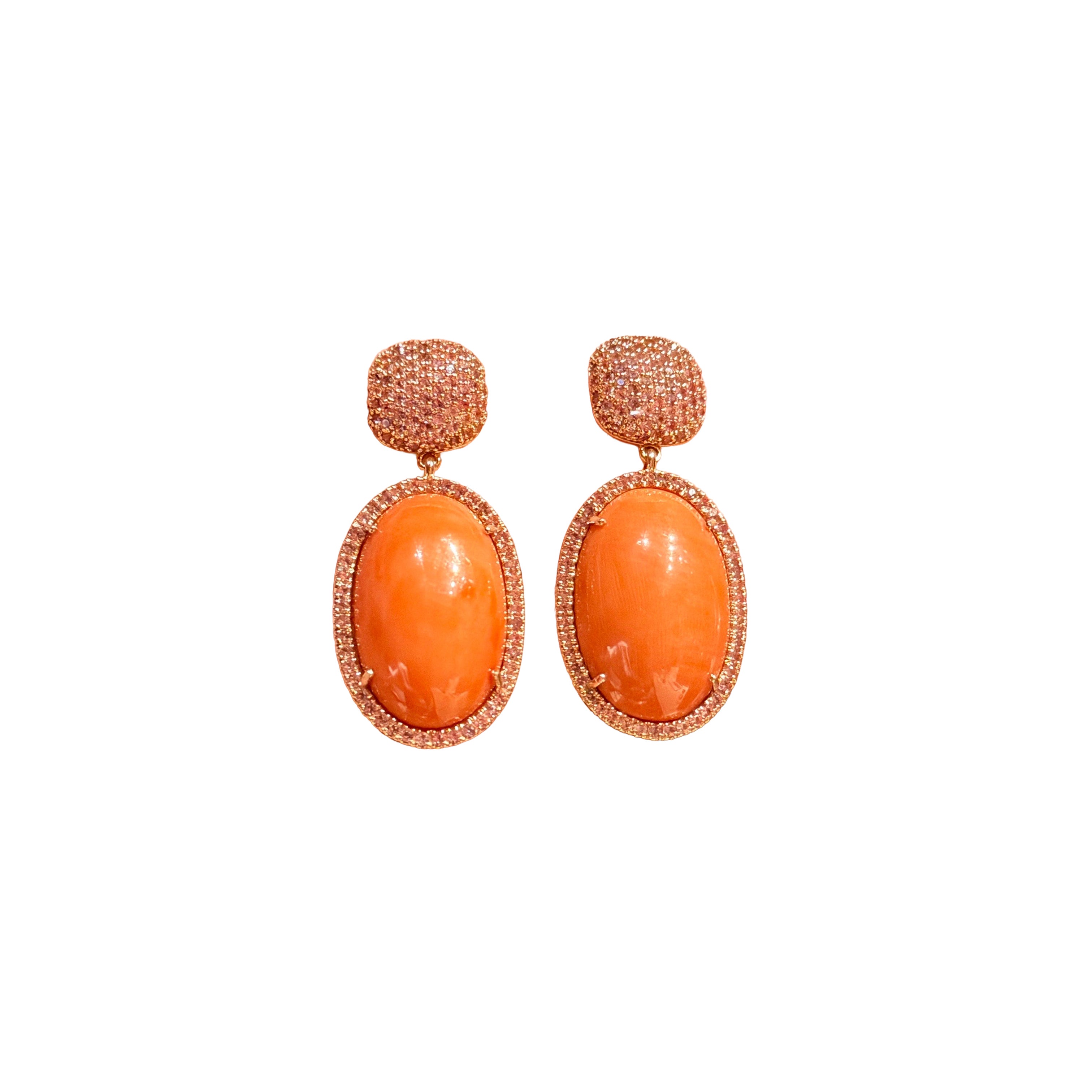 Boucles d'oreilles pendantes en corail naturel et saphir de 31,73 carats, en or rose 18 carats