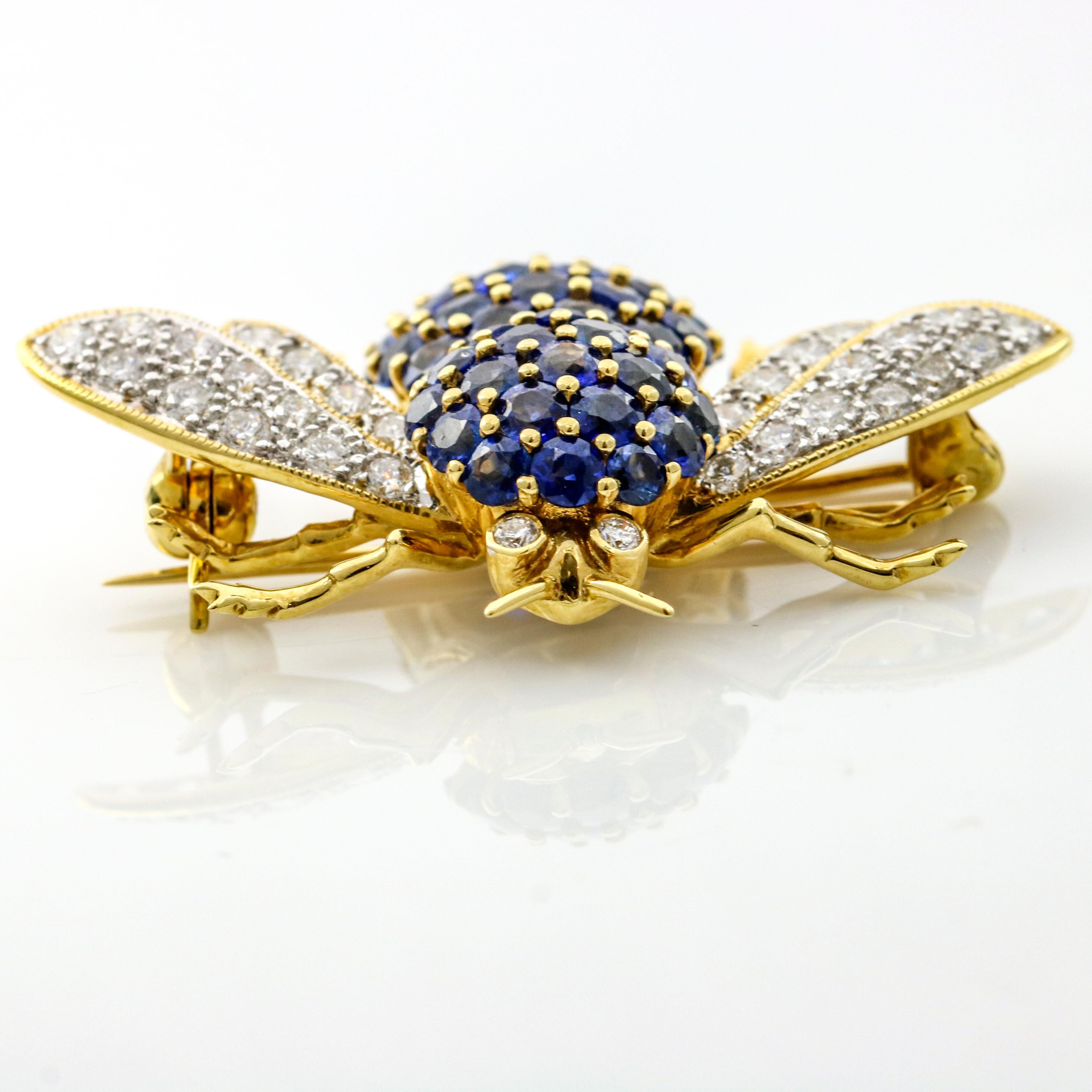 3.18 Carat 18 Karat Yellow Gold Sapphire Diamond Bee Brooch In Good Condition In Fort Lauderdale, FL