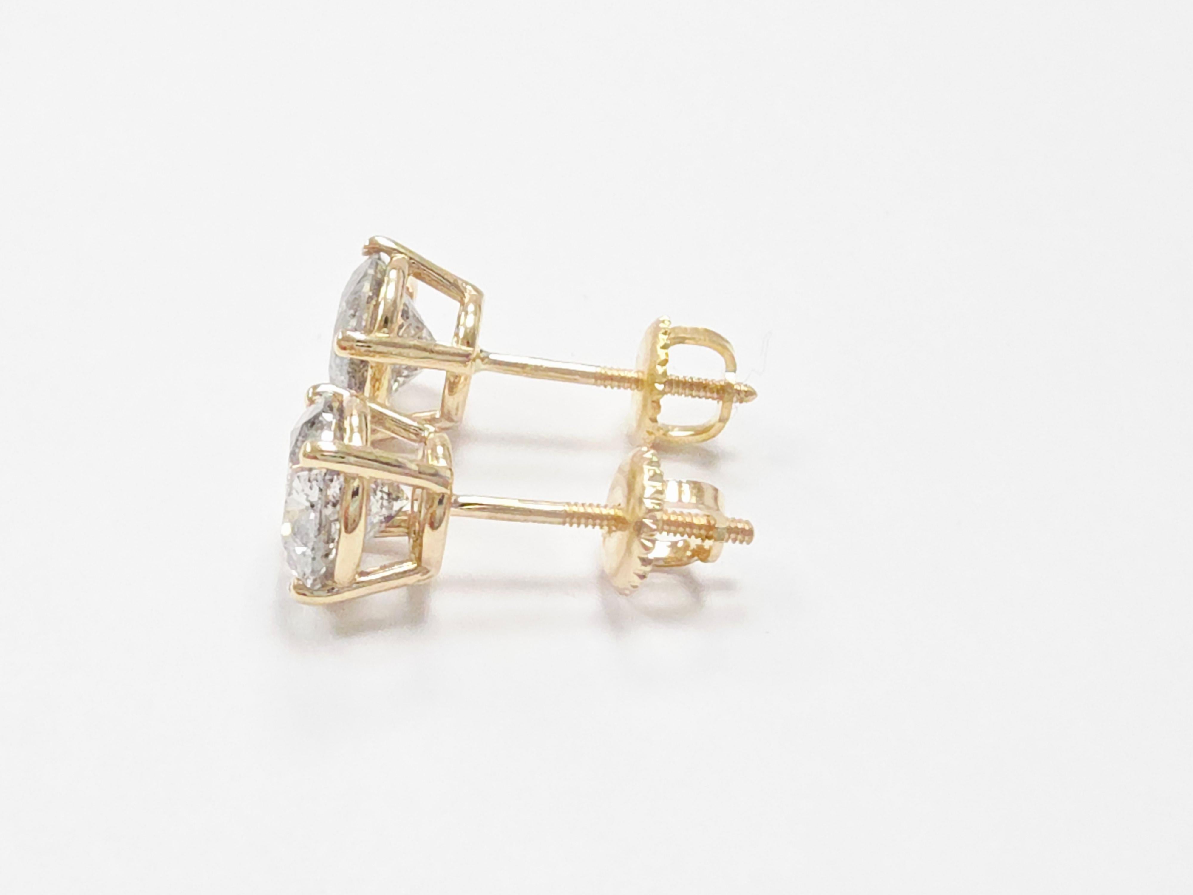 da uomo o donna 3.18 Carat Natural Round Diamond Studs Yellow Gold 14 Karat in vendita