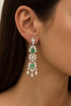 3.18 Carat Pear Emerald 5.85 Carat Diamond Dangle Earrings 18 Karat White Gold