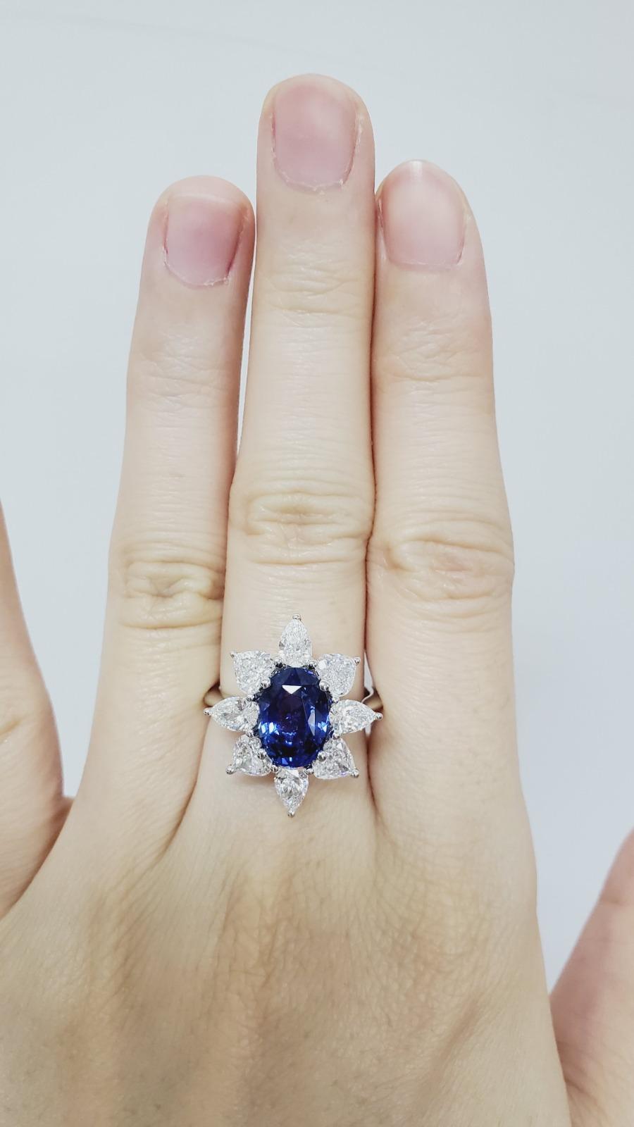 Contemporary 3.18 Carat Unheated Blue Sapphire (Ceylon) Engagement Ring GRS Certified For Sale