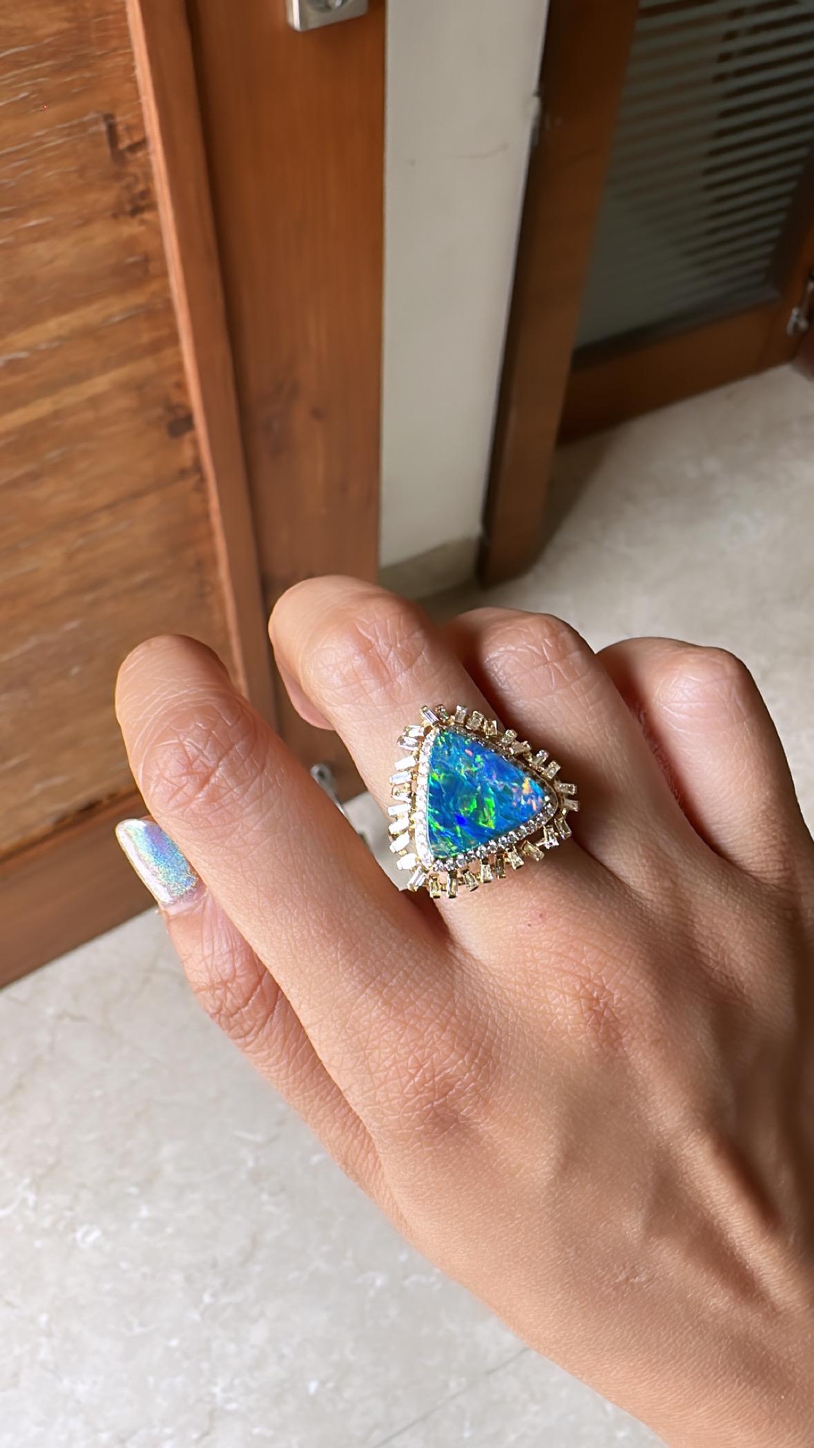 3.18 Carats, Doublet Opal & Yellow Tapered Baguette Diamonds Cocktail Ring For Sale 2