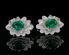 3.18 Carat Emerald Diamond 14 Karat Gold Stud Reef Earrings