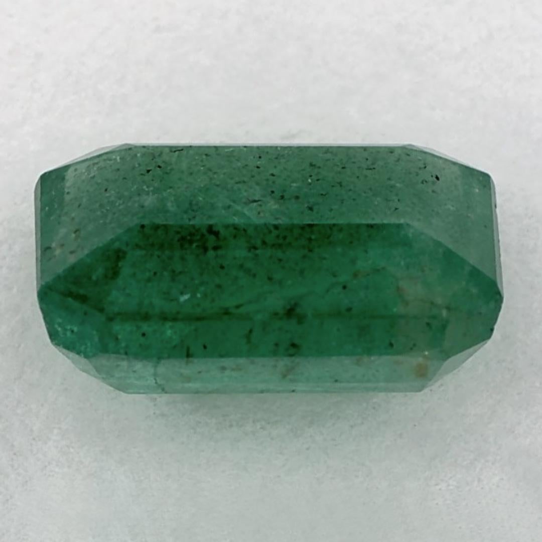 Women's or Men's 3.18 Ct Emerald Octagon Cut Loose Gemstone For Sale