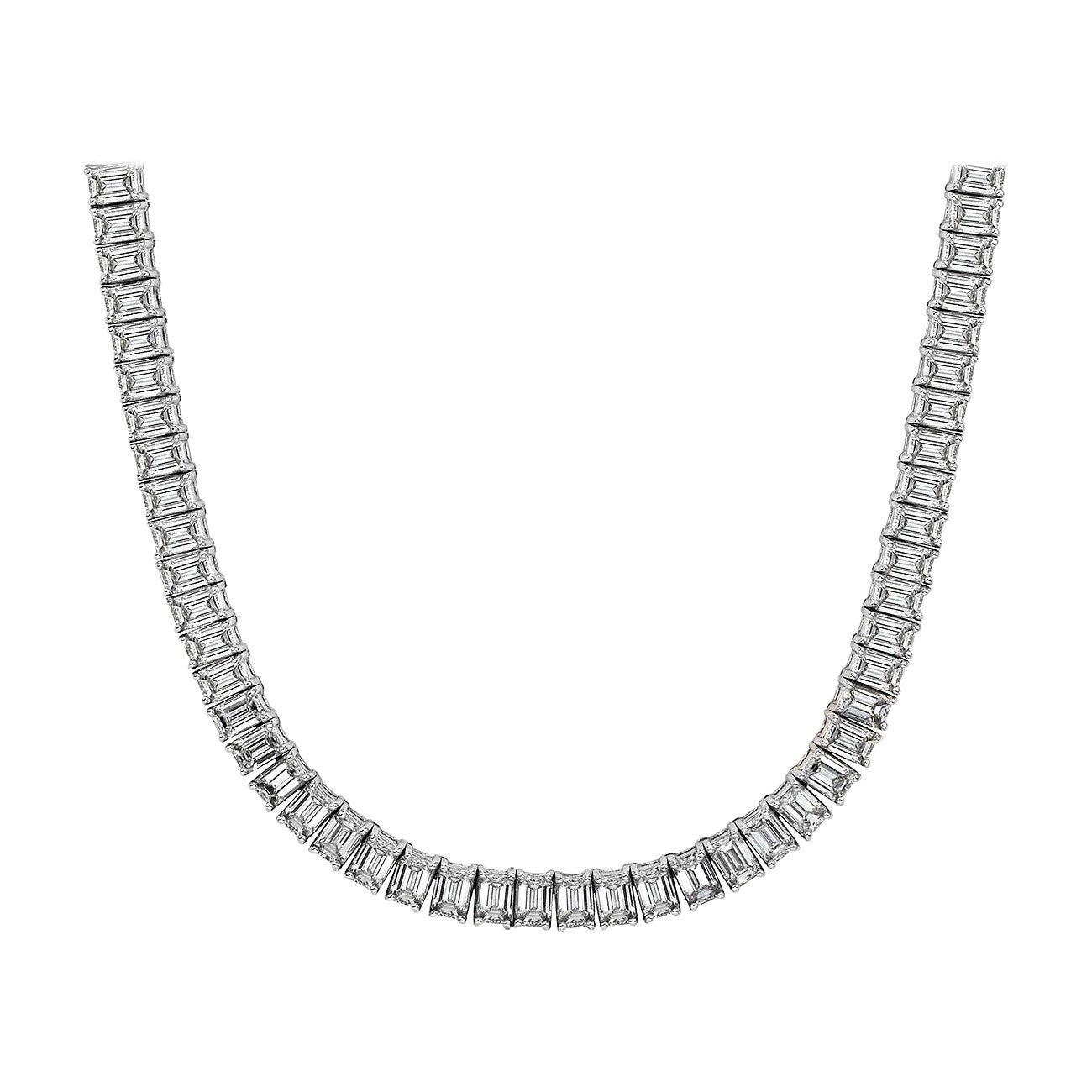 31.82ct Emerald Cut Diamond Tennis Necklace in 18k White Gold en vente