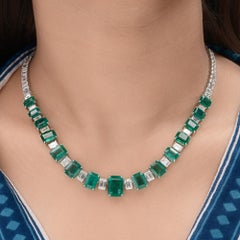 31.83Ct Zambian Emeralds 11.30Ct Diamonds 14 Karat White Gold Wedding Necklace
