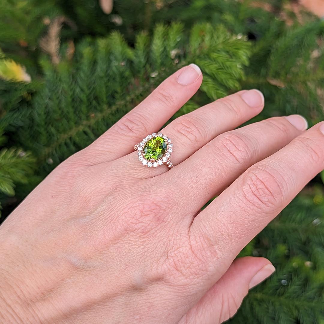 Women's 3.18ct Arizona Peridot set in 14kt Halo Ring with 0.83ct of Diamonds For Sale