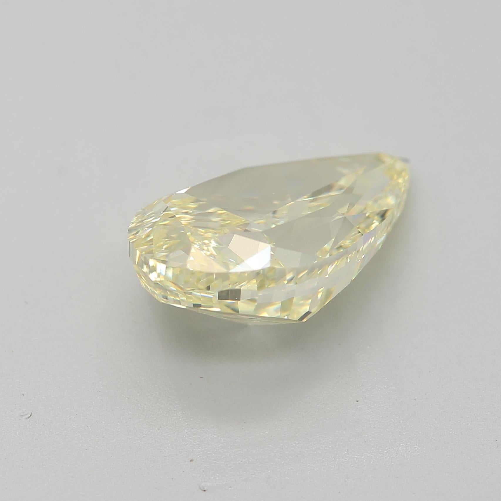 3.19 Carat Fancy Light Yellow Pear VS2 Clarity GIA Certified In New Condition For Sale In Kowloon, HK