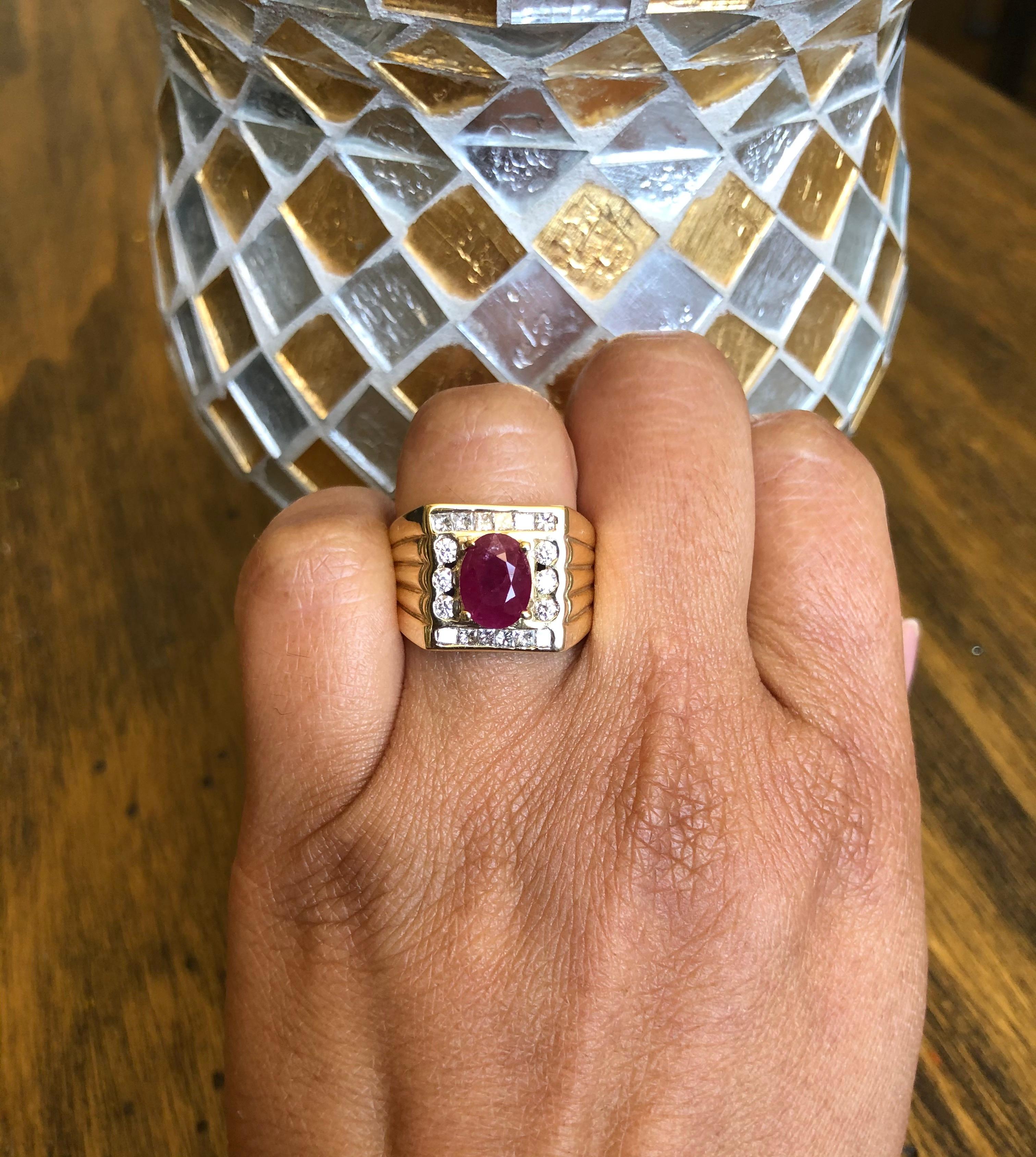 3.19 Carat Mens Ruby Diamond 14 Karat Yellow Gold In New Condition For Sale In Los Angeles, CA