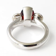 3.19 Carat Oval Cabachon Garnet and Diamond 18 Karat Gold Designer Fashion Ring