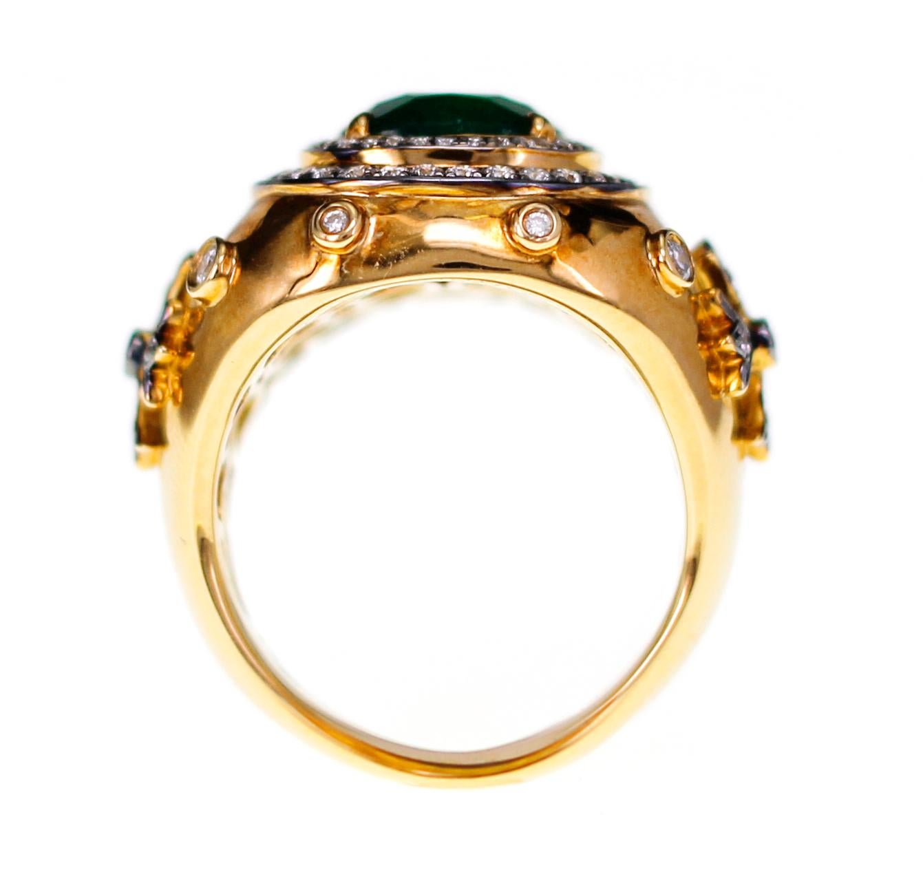3.19 Carat Vivid Green Zambian Emerald in Antique Style Bridal Ring In New Condition For Sale In Hung Hom, HK