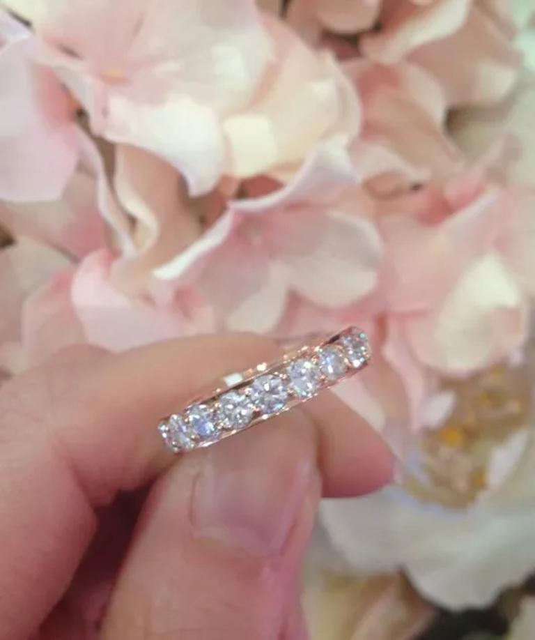 Women's 3.19 ct Eternity Band Round Diamond Ring 18K Rose Gold Size 6 For Sale