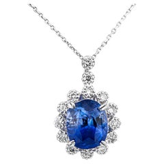 3.19 Ct Natural Sapphire and 0.21 Ct Natural Diamonds Pendant