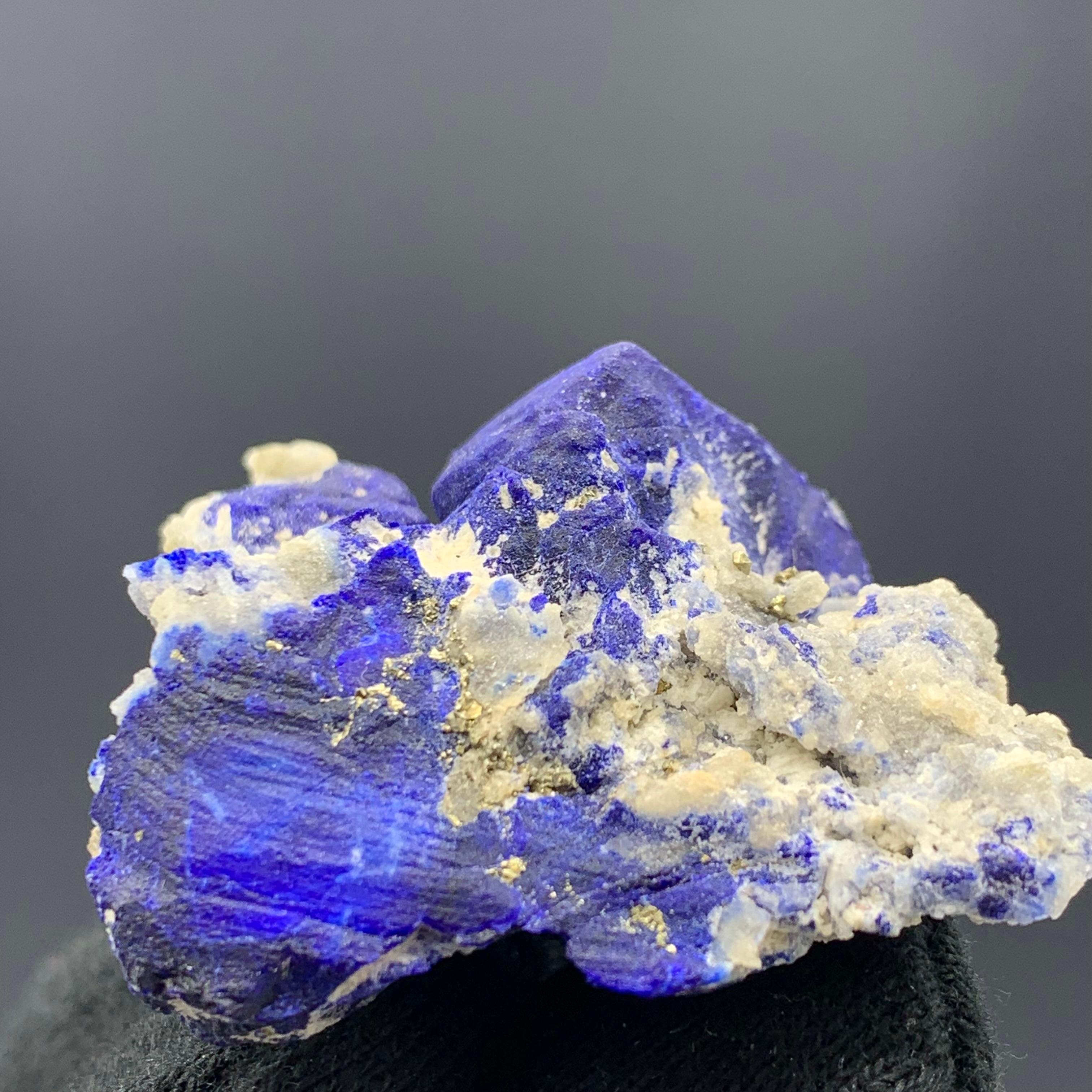 31.91 grammi di splendido esemplare di lazurite da Badakhshan, Afghanistan in vendita 3