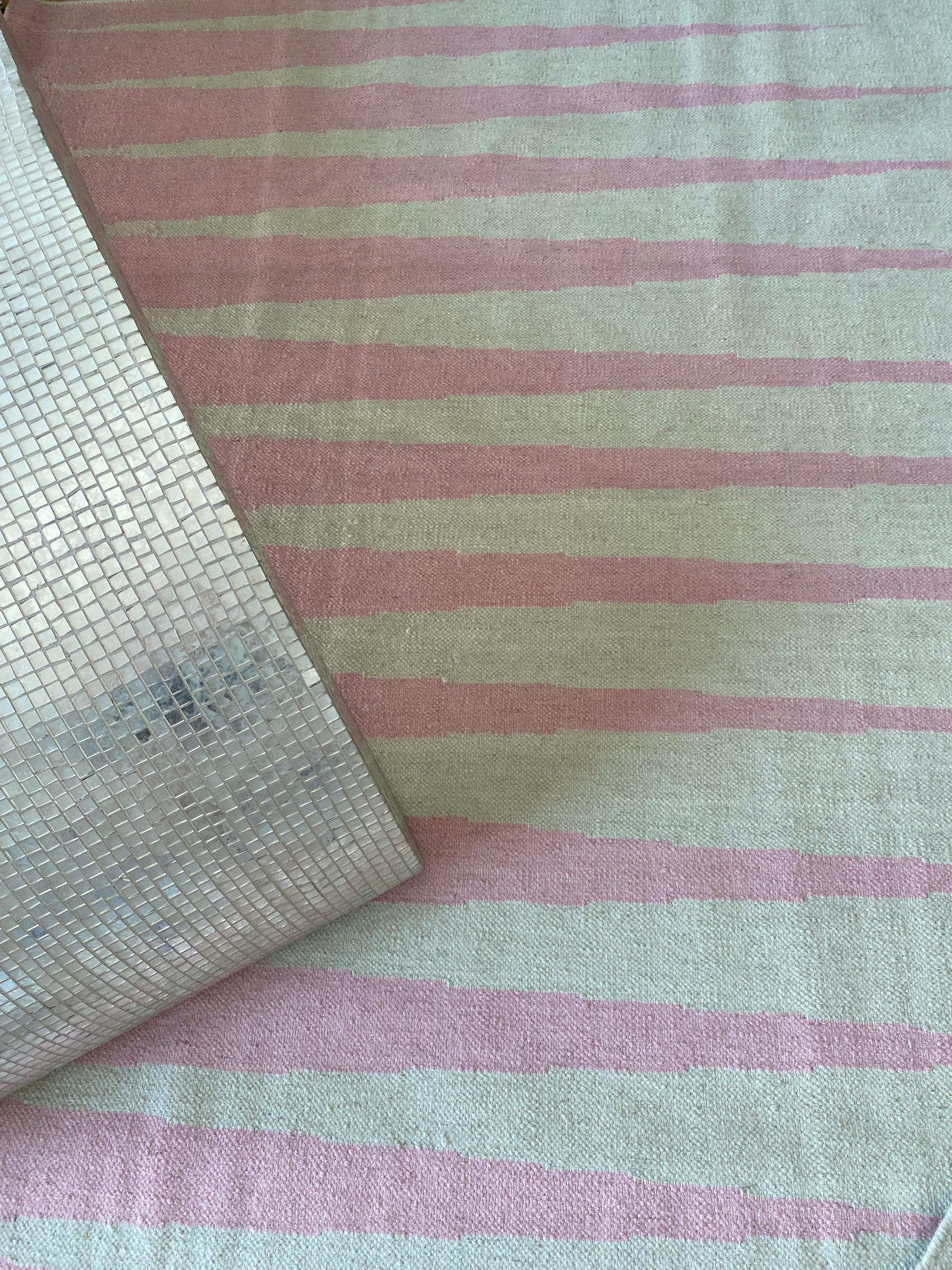 Contemporary  Wool Dhurrie Pale Pink - Modern Geometric with Beige and Pink handmade carpet For Sale