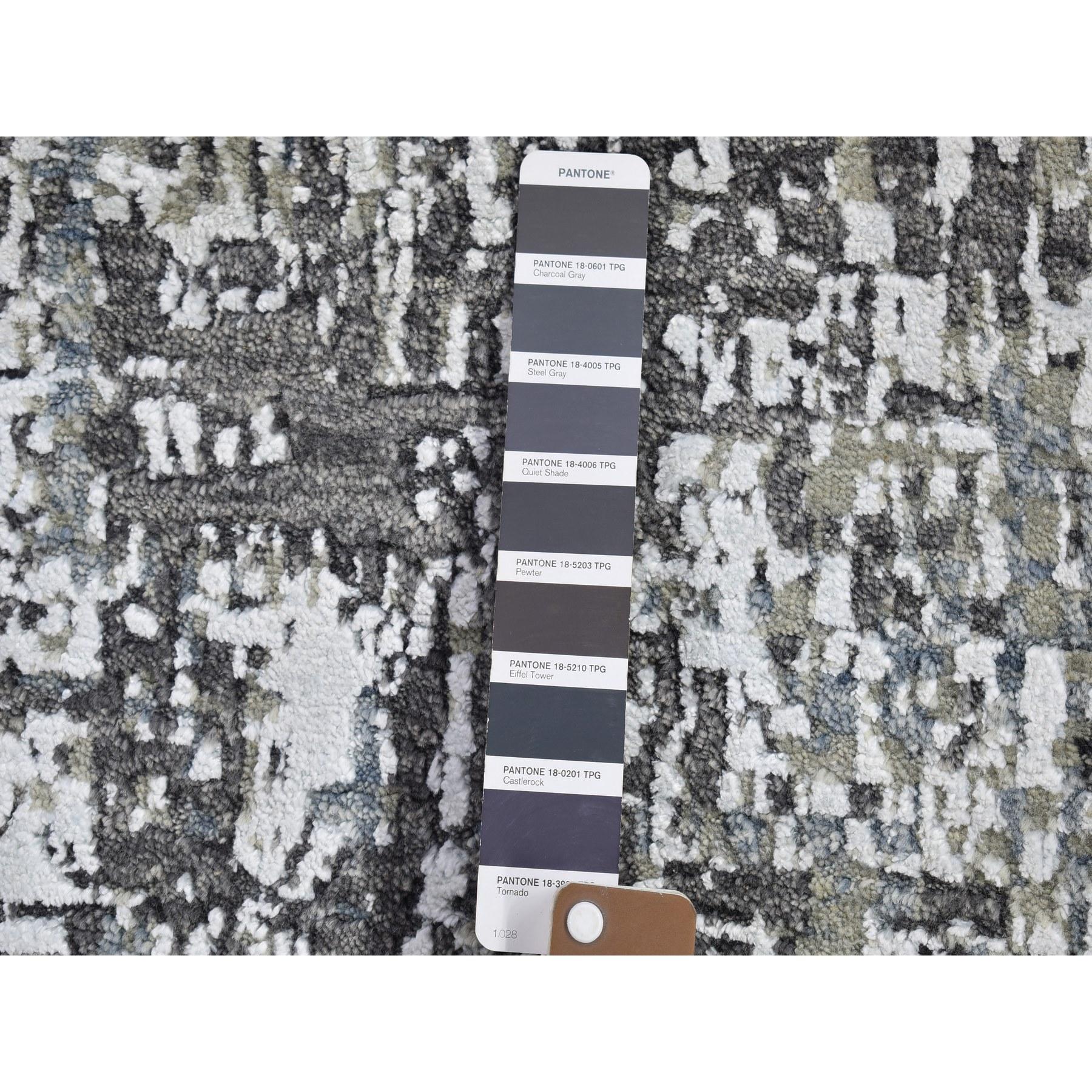 This is a truly genuine one-of-a-kind Gray Abstract Design Wool Denser Weave Persian Knot Hand Knotted Mat Oriental Rug. It has been woven for months and months in the centuries-old Persian weaving craftsmanship techniques by expert