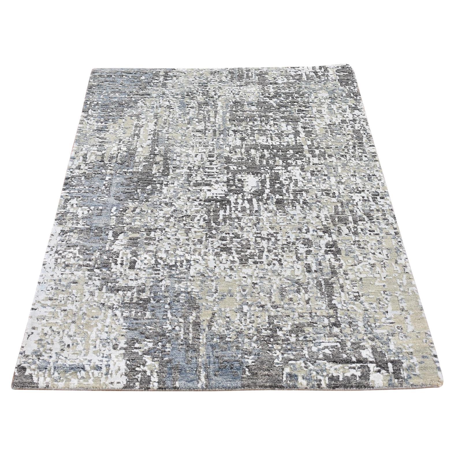 3
1"x5
Abstract Design Wool Denser Weave Persian Knot Hand Knotted Rug