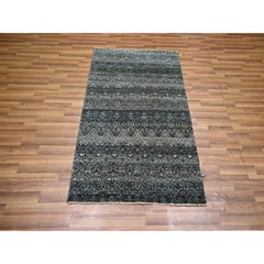 3'1"x5' Gray Small Repetitive Diamond Shaped Design Hand Knotted Soft Wool Rug