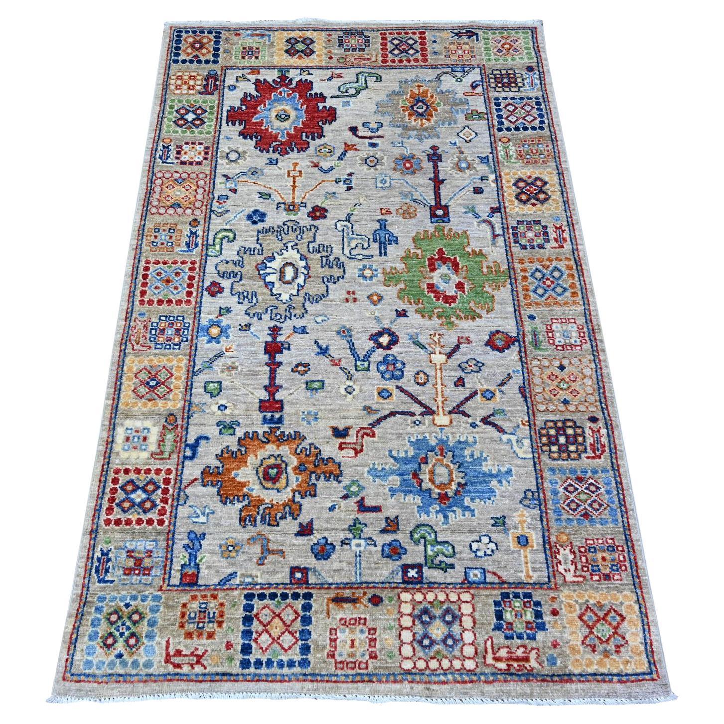 3
1"x5
 Light Gray Mahal Design with Geometric Elements Hand Knotted Wool Rug For Sale