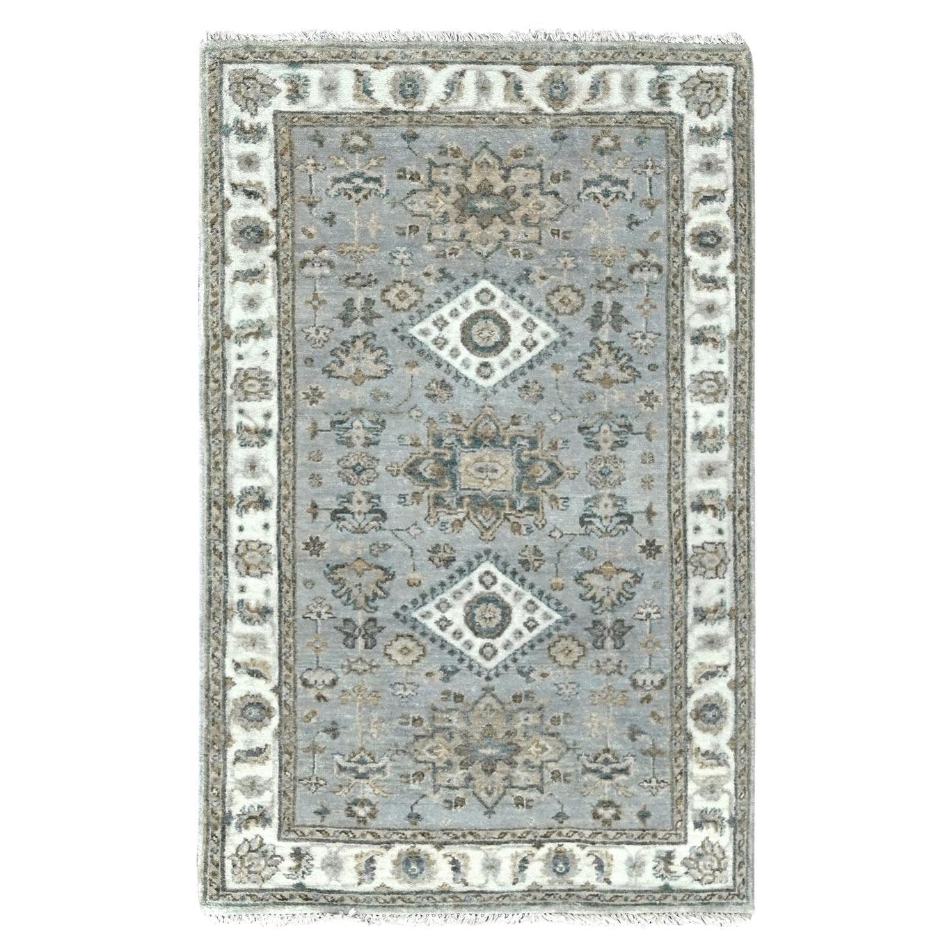 3'1"x5' Medium Gray, 100% Wool, Hand Knotted, Karajeh Design, Oriental Rug For Sale