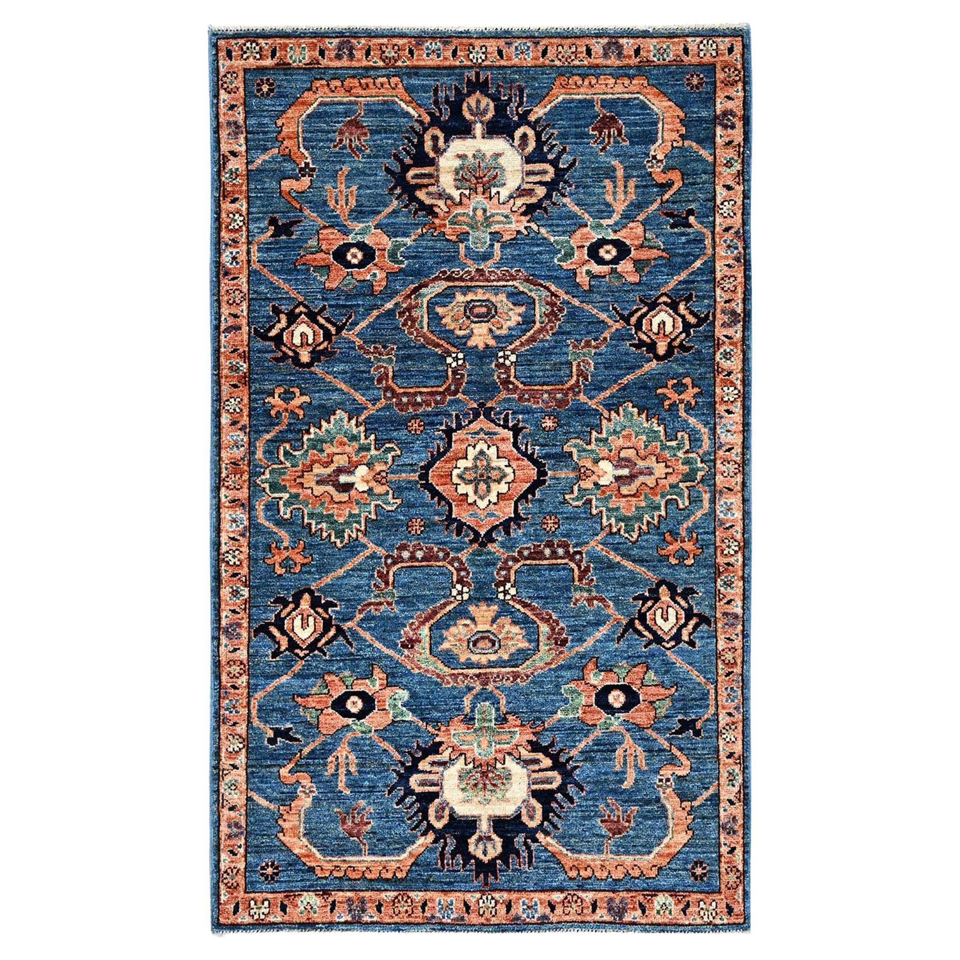 3'1 "x5'1" Blue Northwest Persian with All Over Design Hand Knotsted Soft Wool Rug (tapis de laine douce nouée à la main) en vente