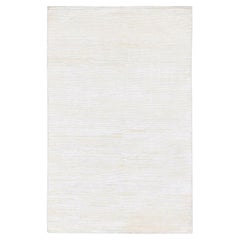 3'1"x5'1" Ivory Silk with Textured Wool Tone on Tone Striae Design Handmade Rug