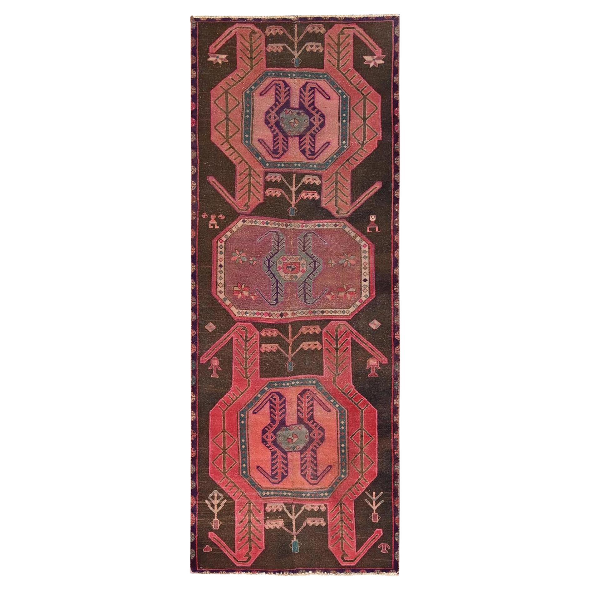 3
1"x8
4" Pink Vintage Northwest Persian 100% Wool Hand Knotted Runner Rug