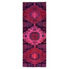 3
1"x8
8" Hot Pink Vintage Northwest Persian 100% Wool Hand Knotted Runner Rug