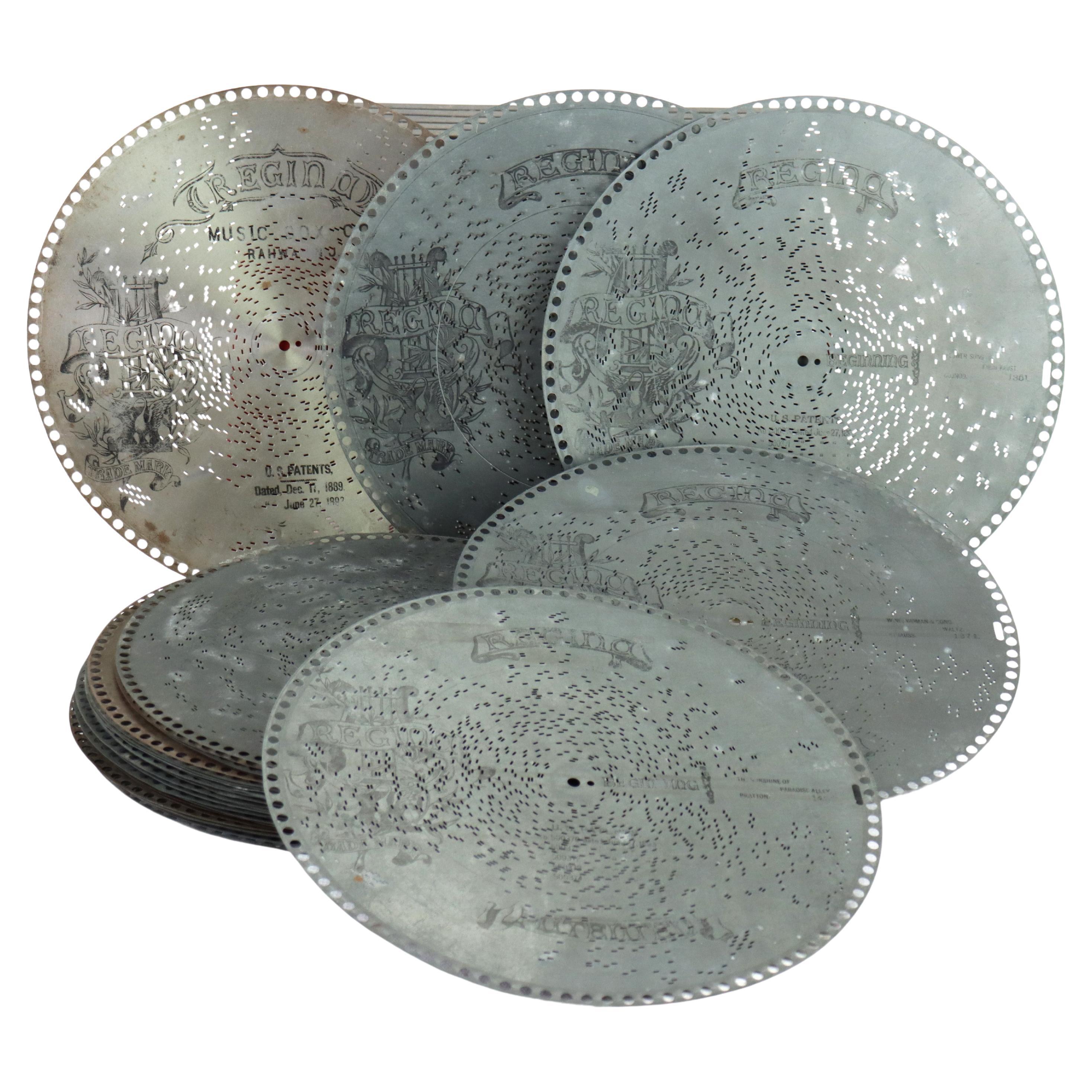 32 disques anciens de boîte à musique Regina C1890 en vente