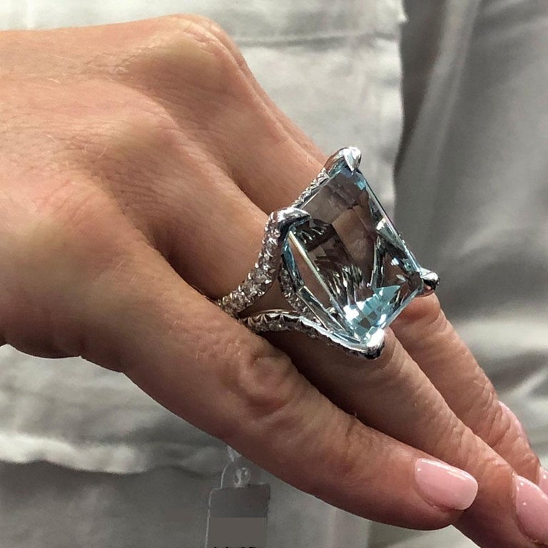 women gold bead bracelet