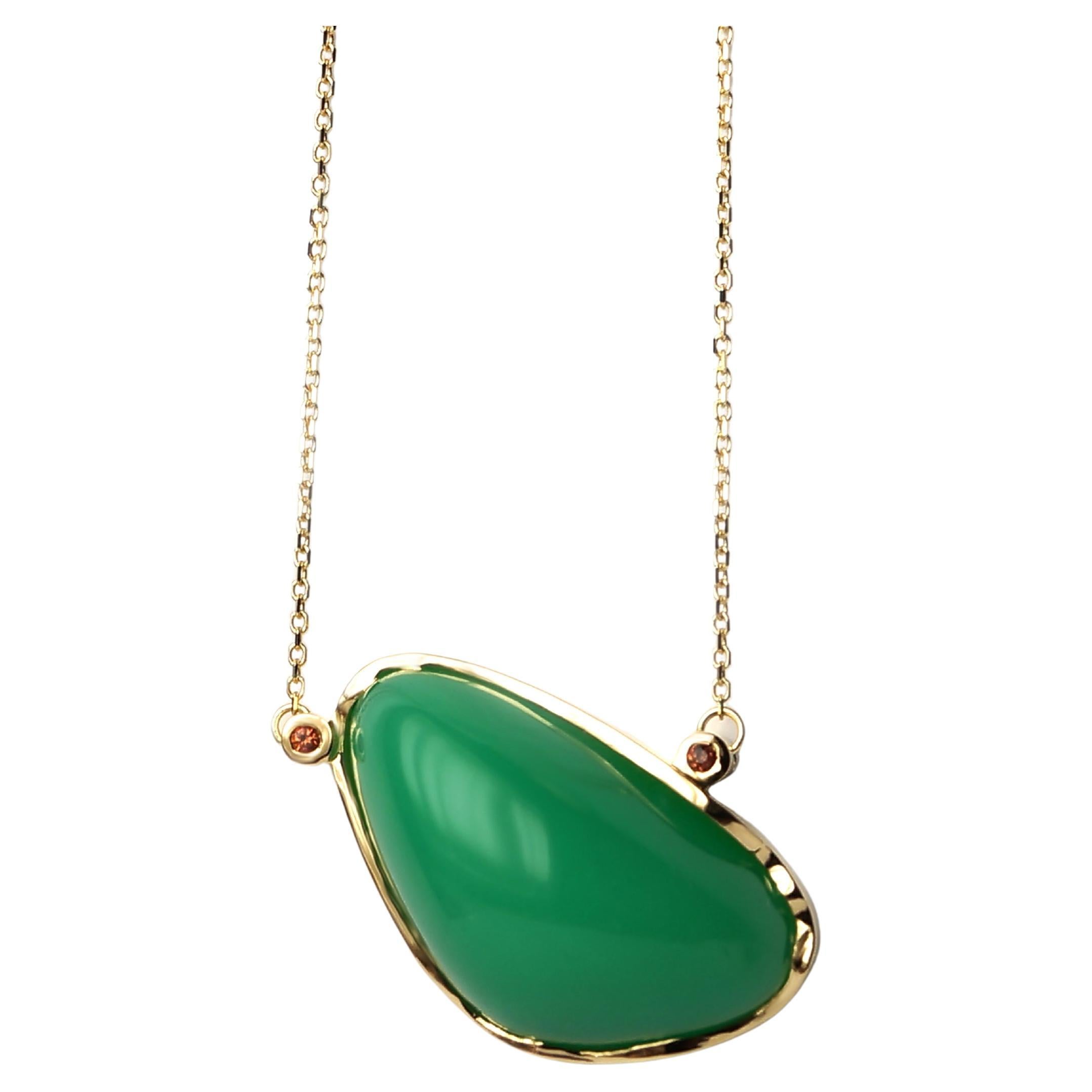 Collier en or avec cabochon de chrysoprase australienne de 32 carats par Alexander Leyser