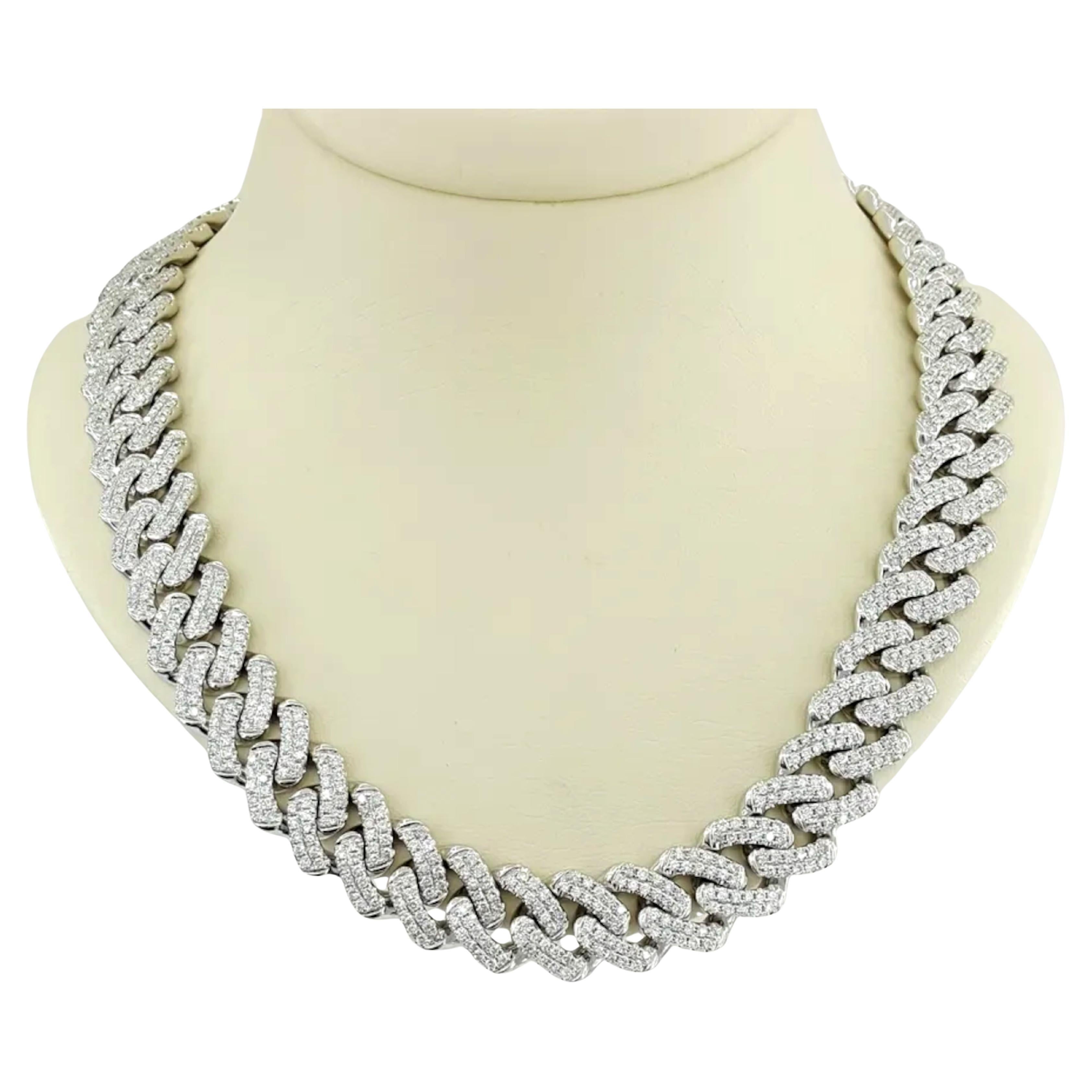 Round Cut 32 Carat Cuban Link Diamond Necklace 18k White Gold For Sale