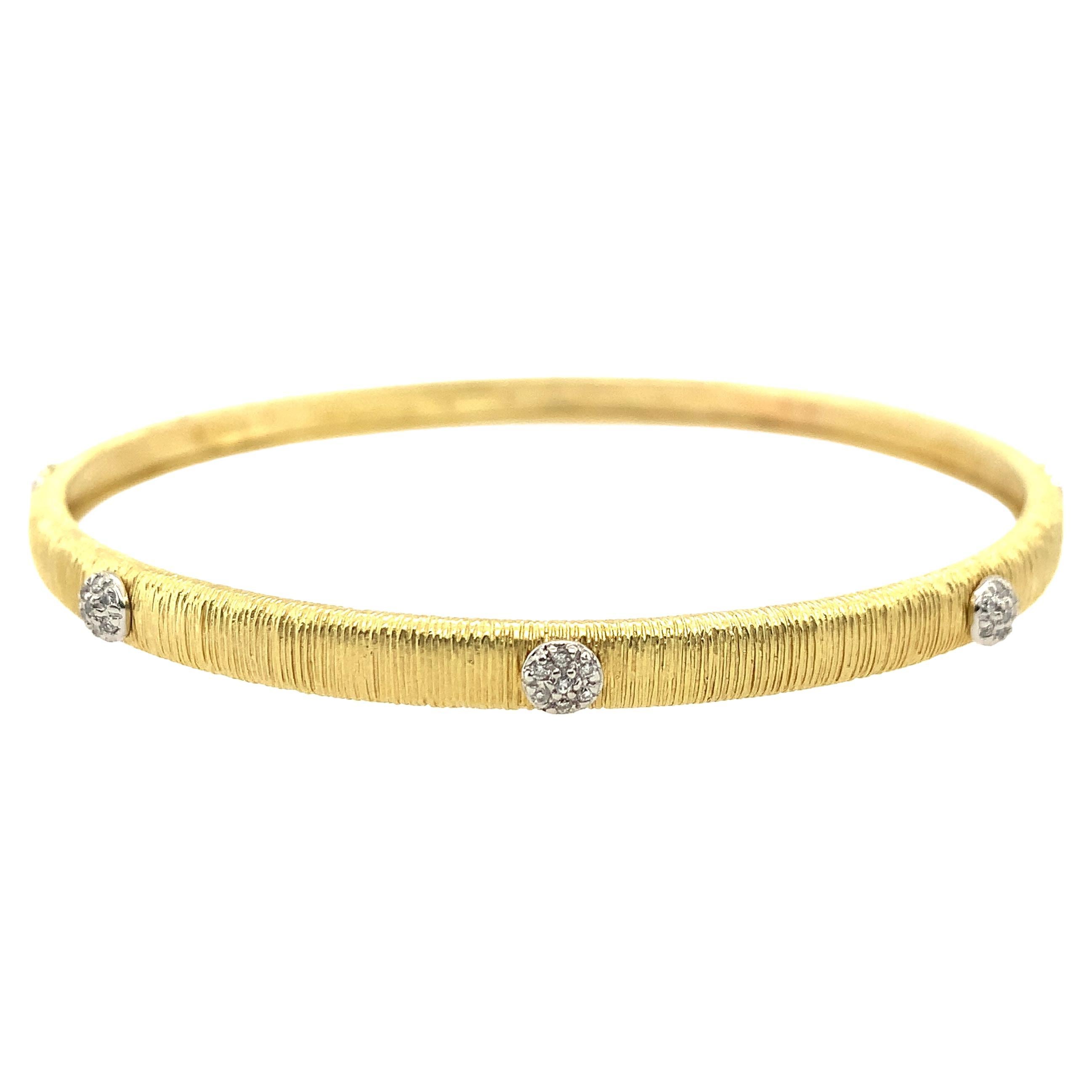 Bracelet jonc florentin en or jaune 18 carats et diamants de 0,32 carat