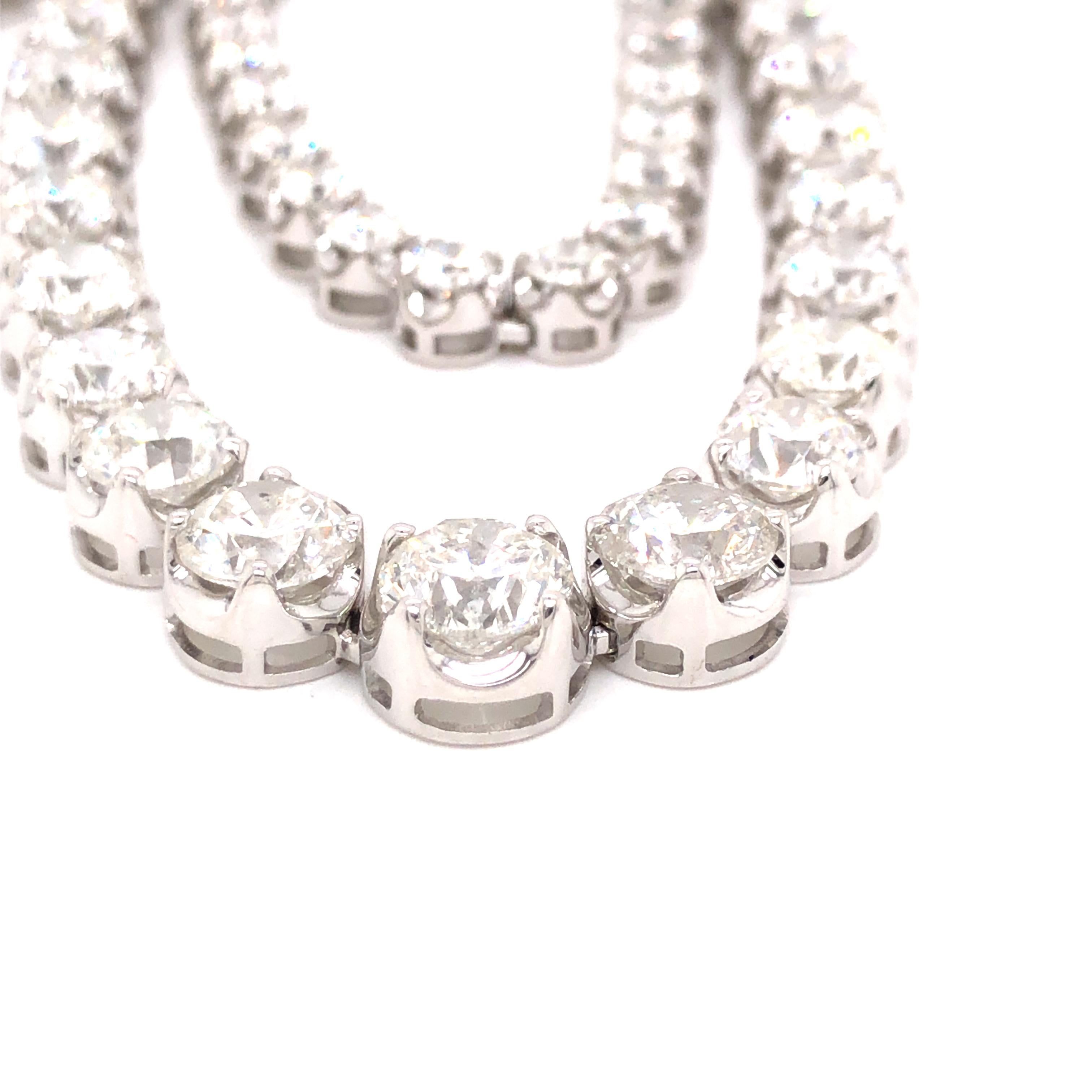 32 Carat Diamond Tennis Necklace 18 Karat White Gold 4 Claws Set Riviera Line For Sale 7