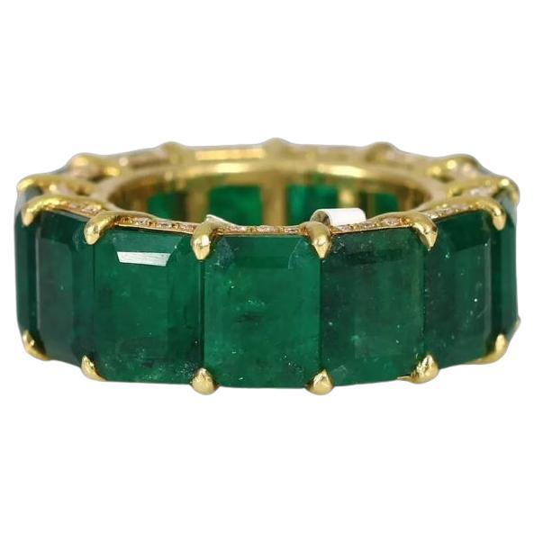 32 Carat Natural Emerald Eternity Band with Diamond Detail 18k Yellow Gold Sz 6 For Sale