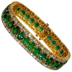 32 Carat Natural Vivid Green Emerald Diamond Bracelet G/VS Multirow