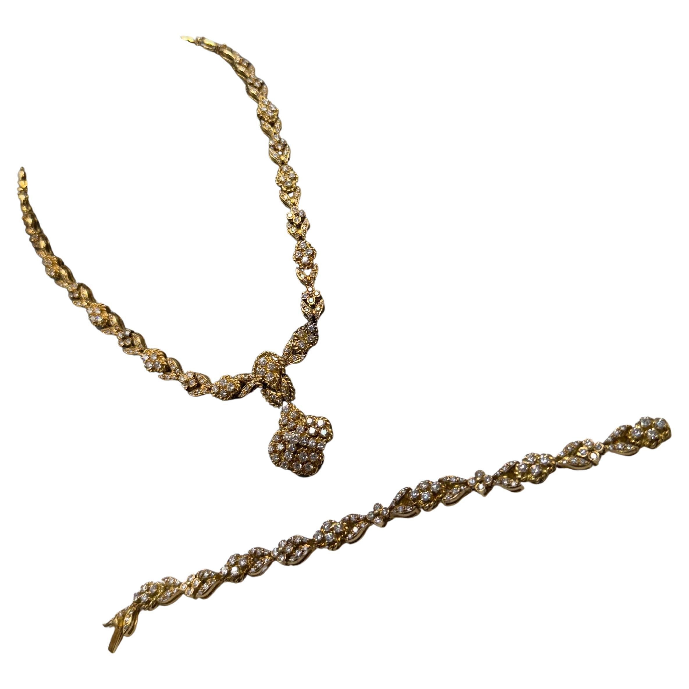 32 carati Collana, orecchini e bracciale con diamanti in oro 18KT